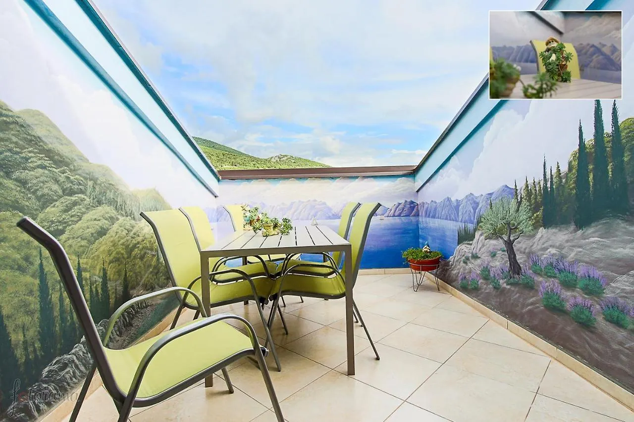 Apartment Cosic Green Klenovica